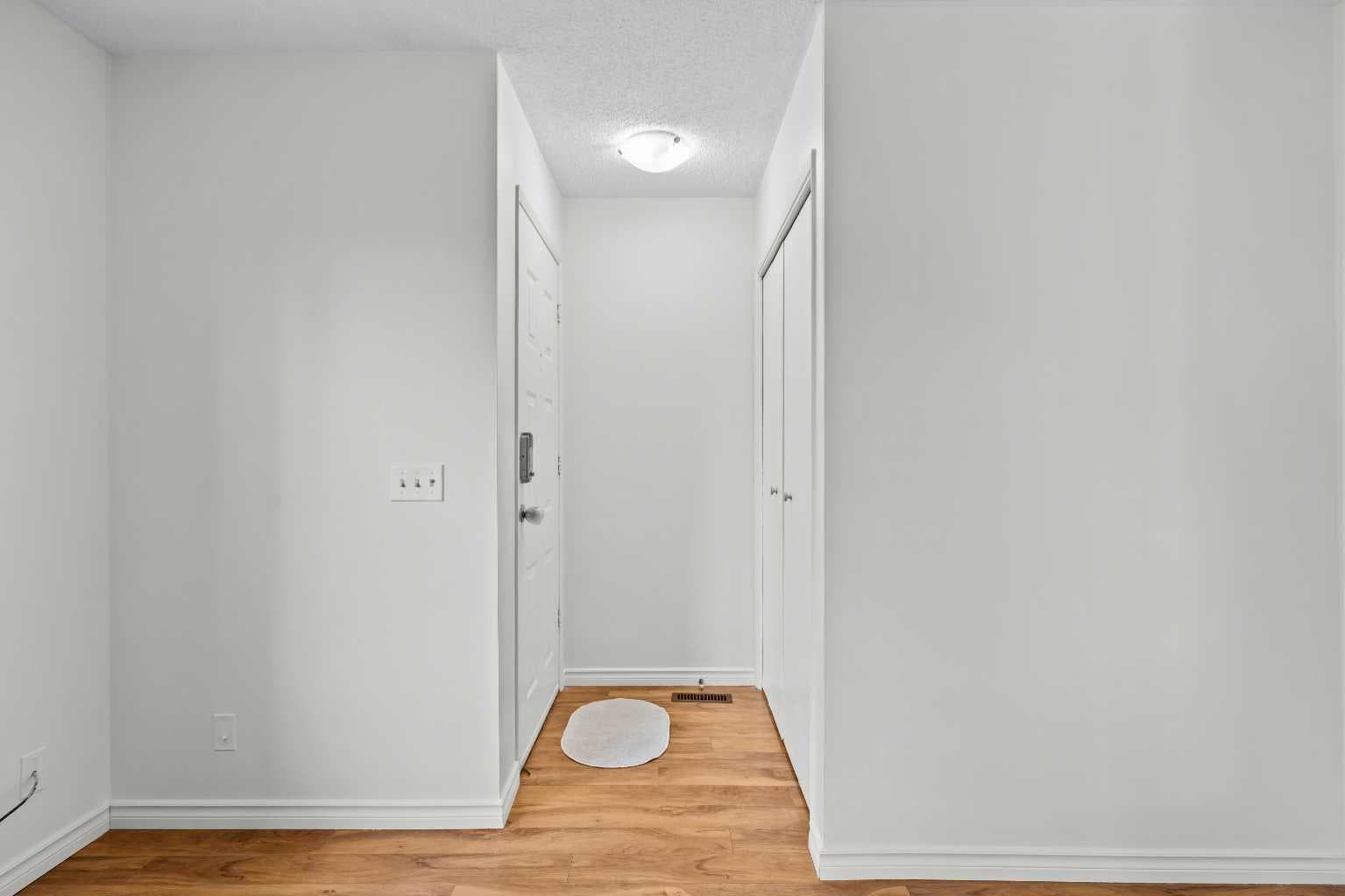 28 Erin Croft Place SE — photo 2