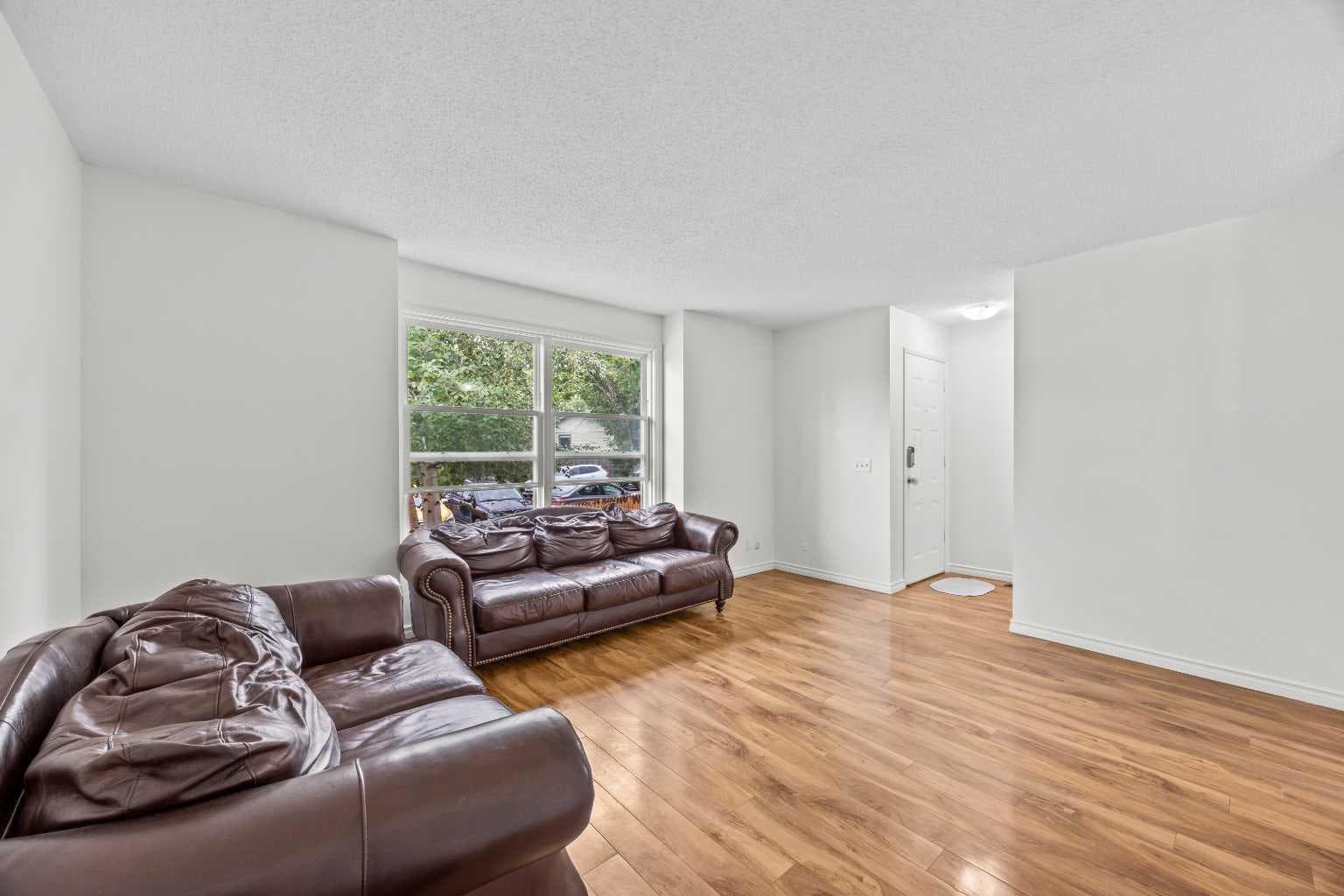 28 Erin Croft Place SE — photo 4