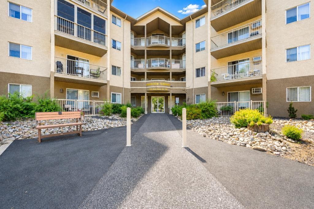 207, 245 Red Deer Drive SW — photo 1