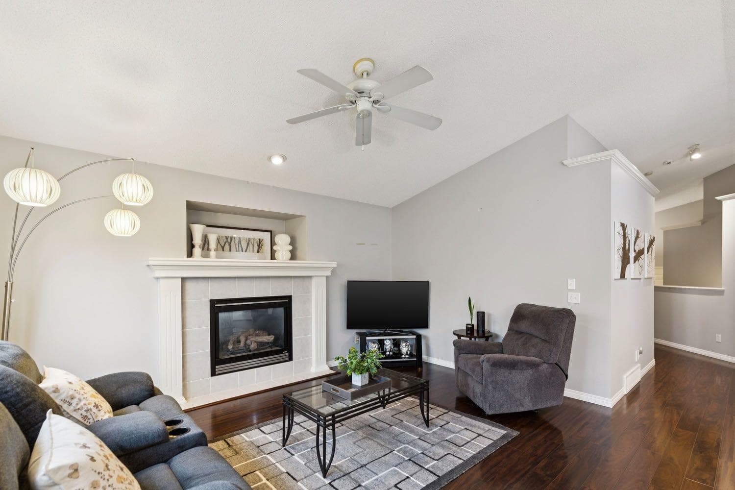 21 Covehaven Gardens NE — photo 4