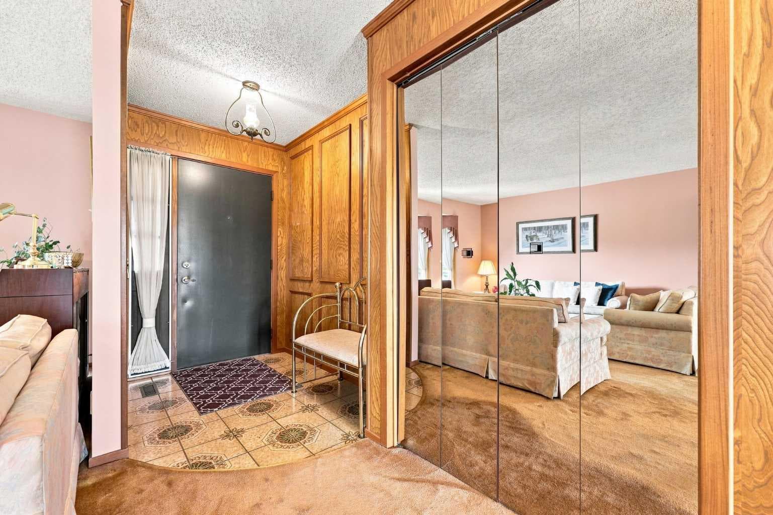 1148 Edgemont Road NW — photo 3
