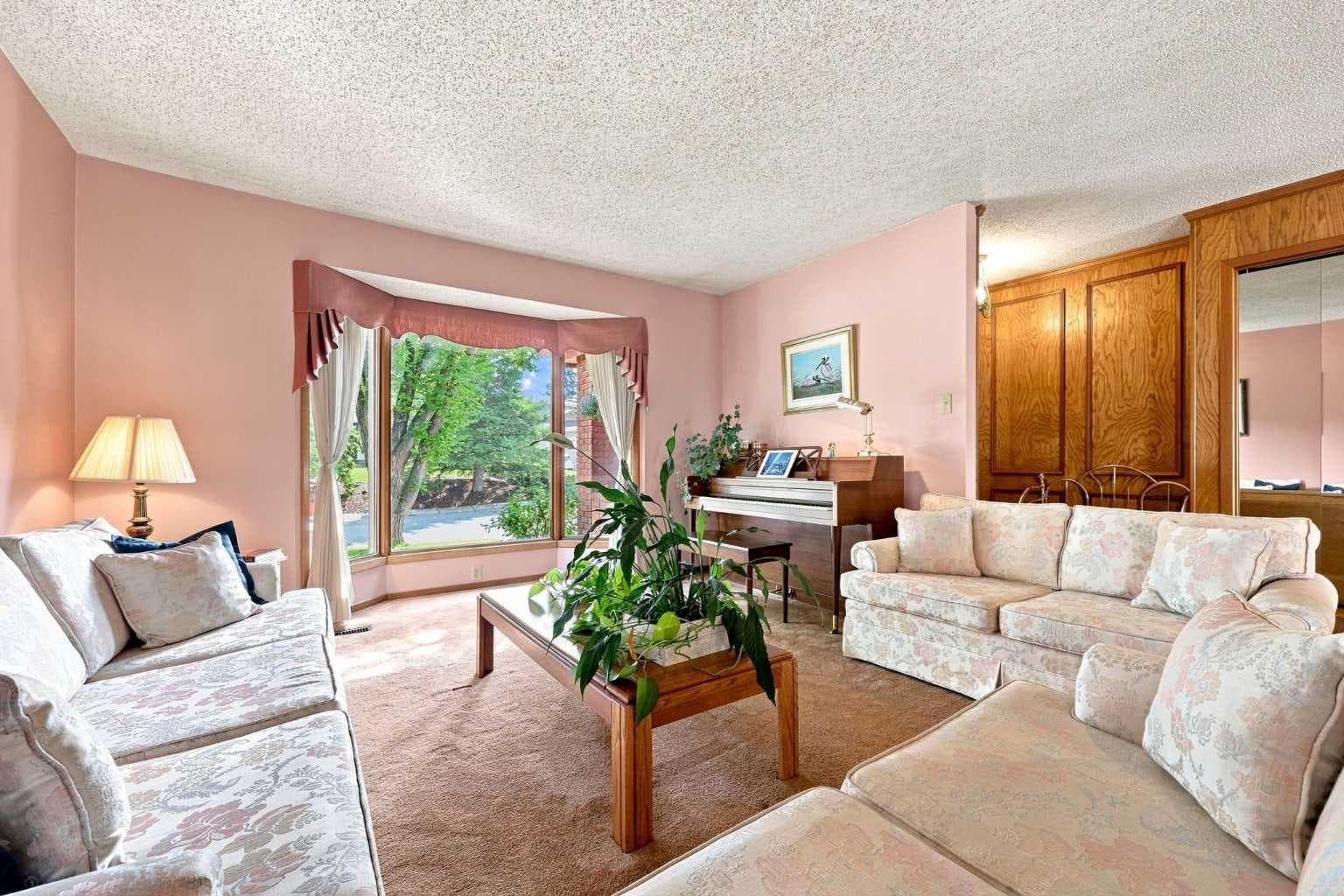 1148 Edgemont Road NW — photo 5