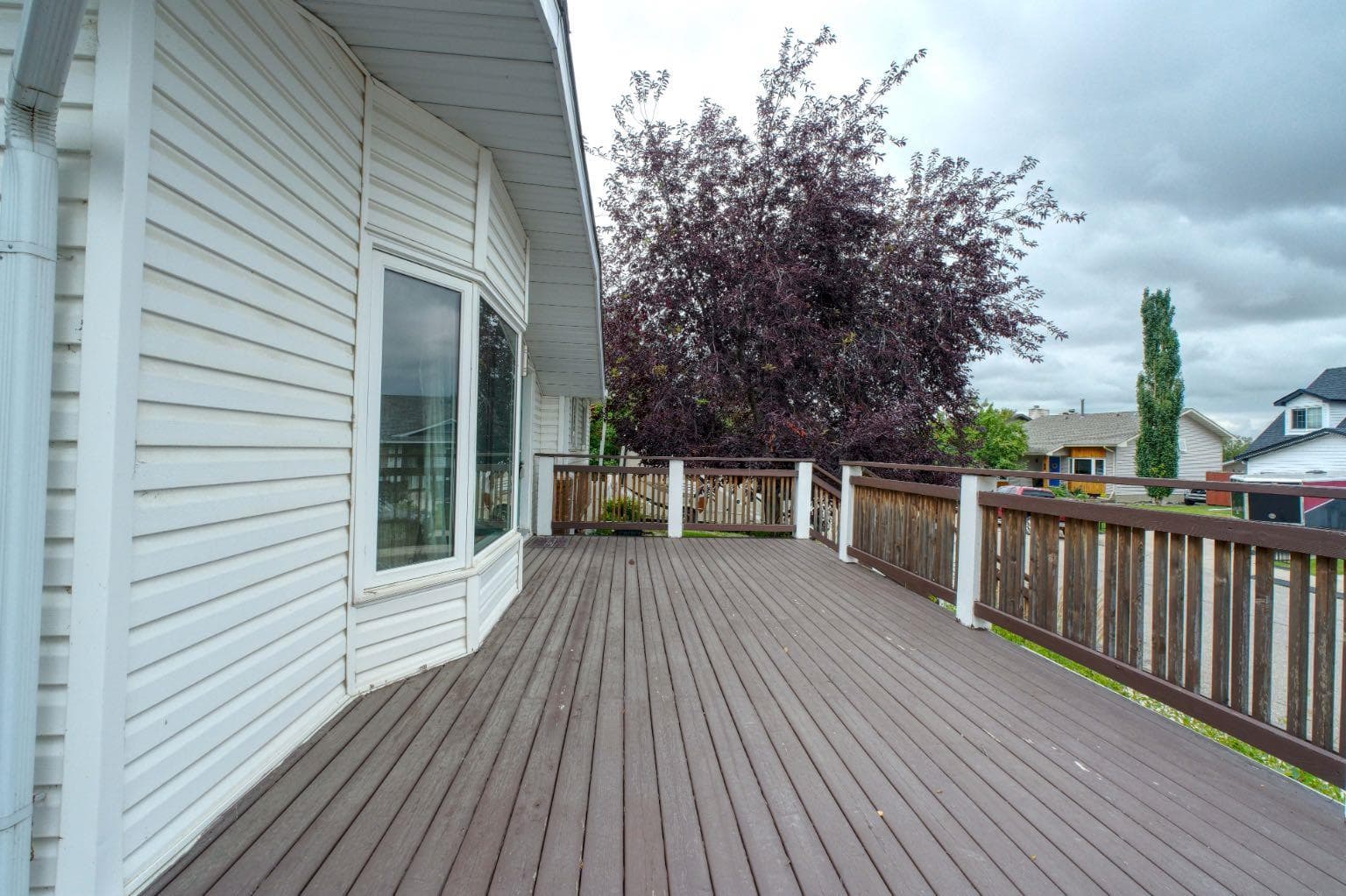 85 Rideau Close SW — photo 4