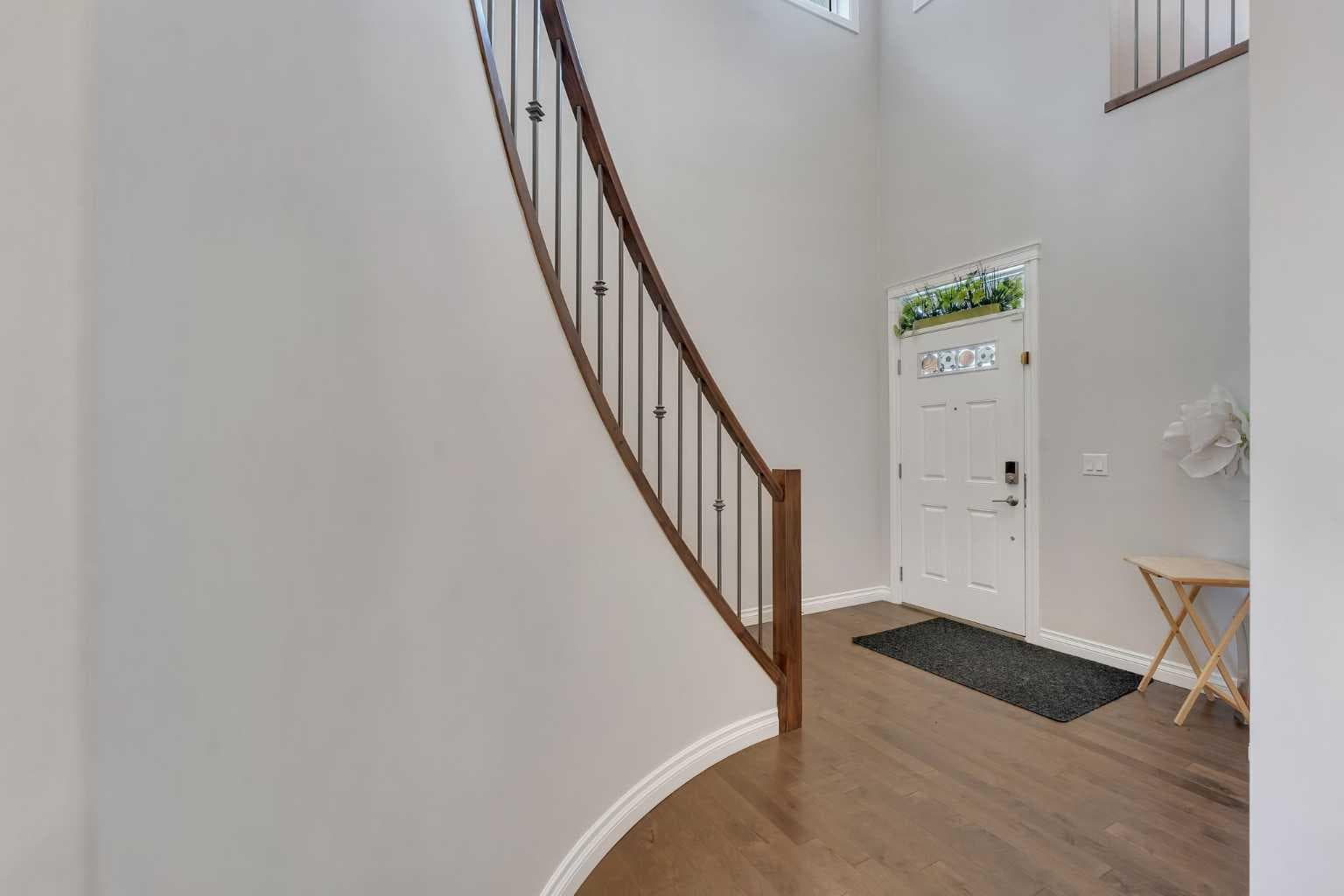 288 Evansborough Way NW — photo 4