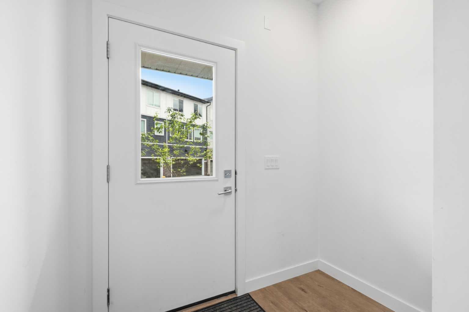 602, 335 Creekside Boulevard SW — photo 3