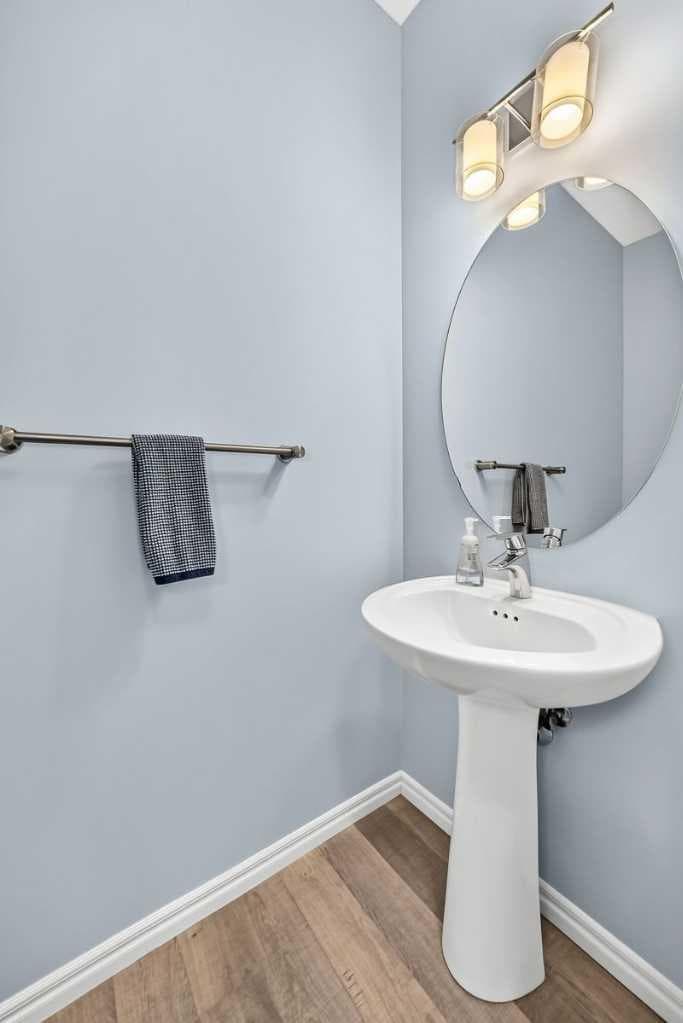 230 Legacy Mews SE — photo 5