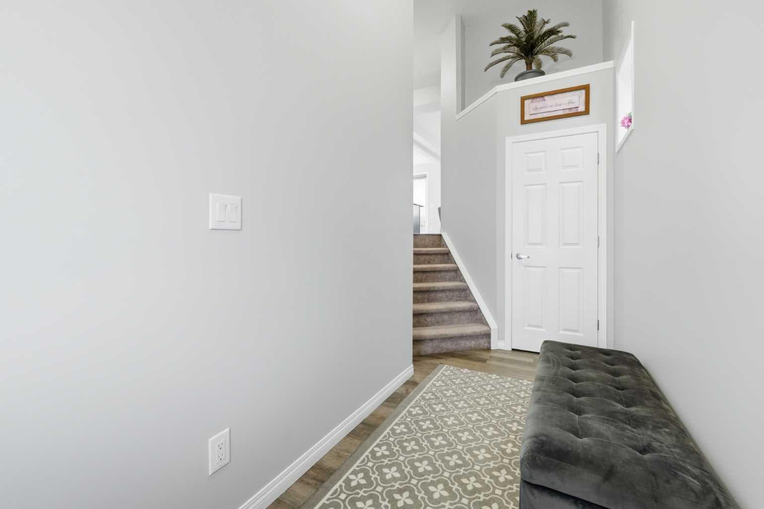 102 Yorkville Green SW — photo 5