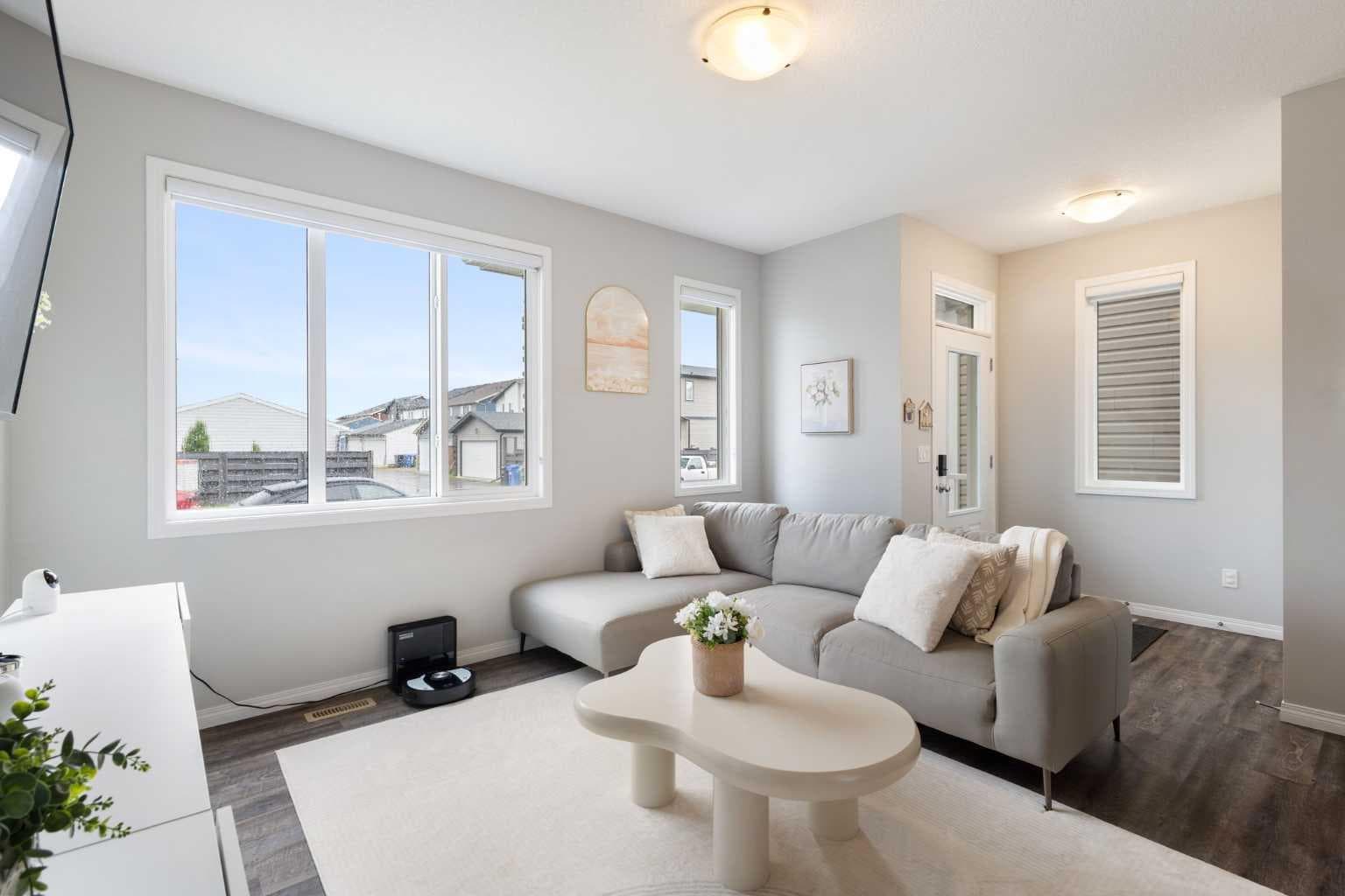 28 Seton Terrace SE — photo 4