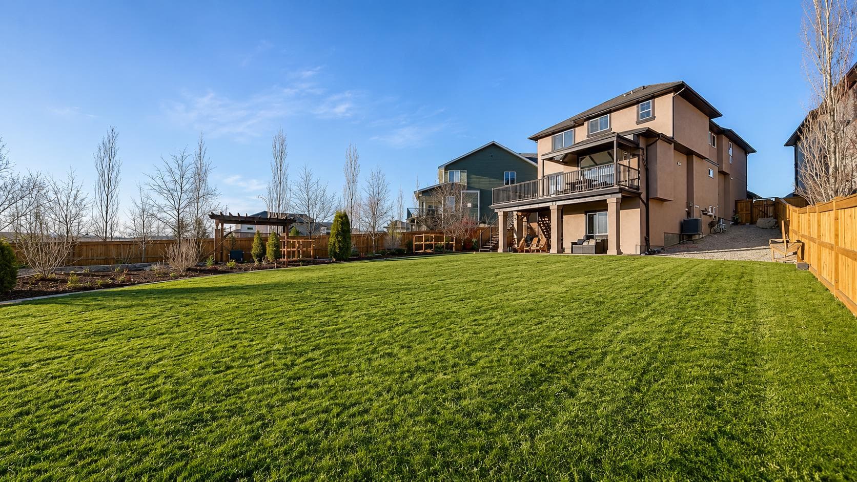 78 Cranarch View SE — photo 2