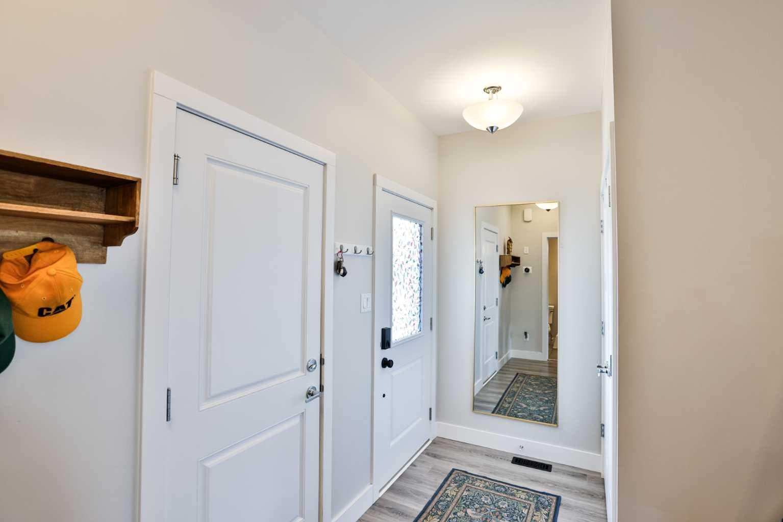 630 Moonlight Lane W — photo 2
