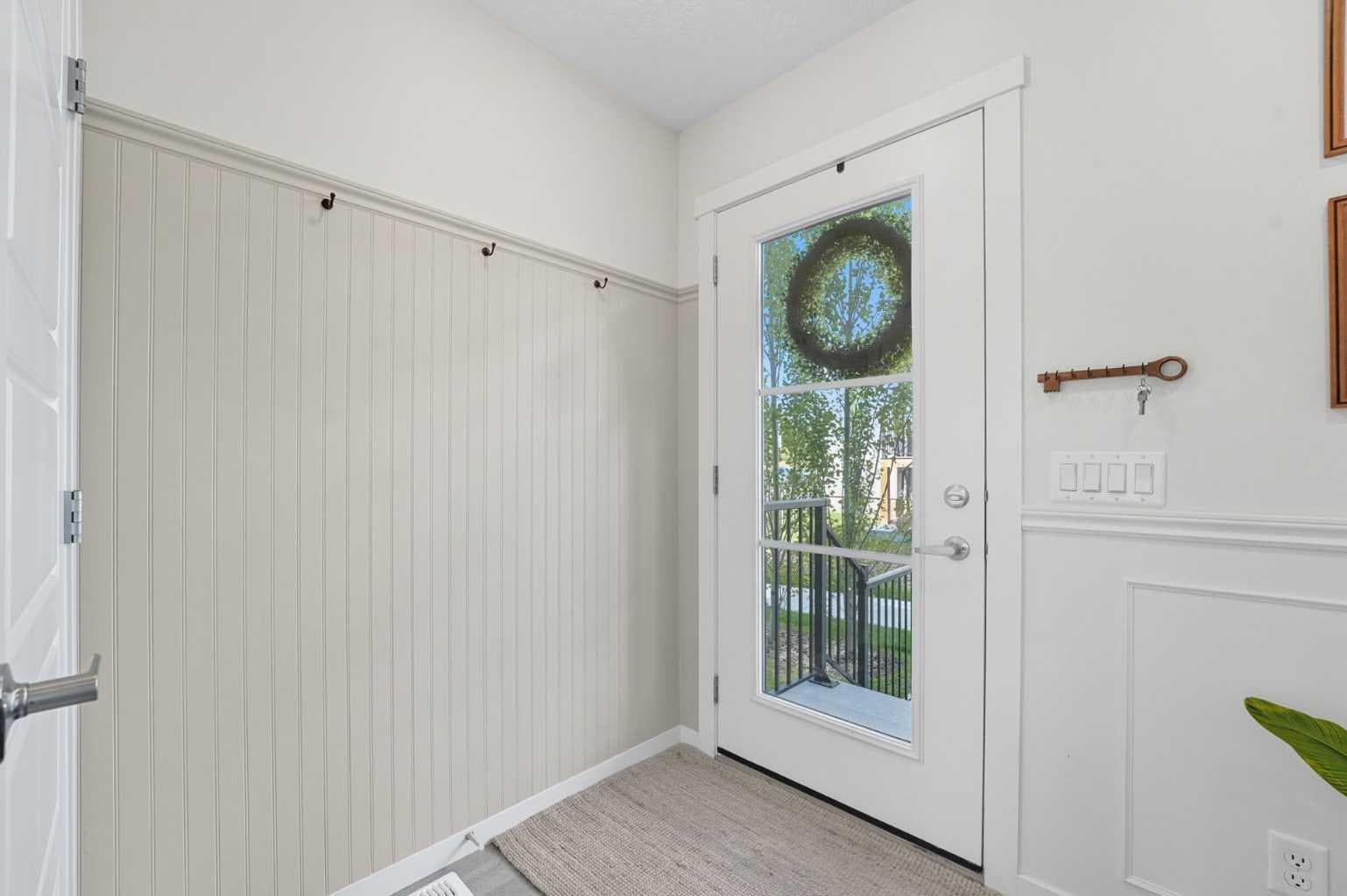 102, 474 Seton Circle SE — photo 3