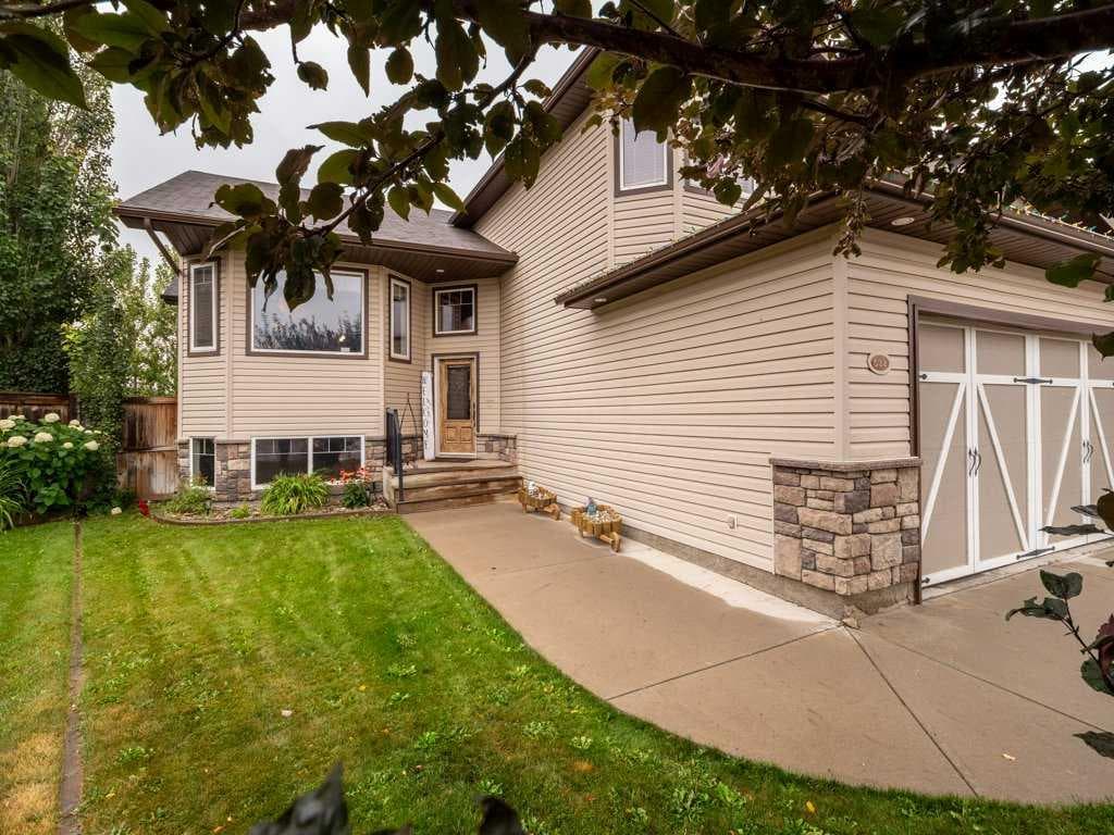 532 Margaret Sutherland Crescent N — photo 2