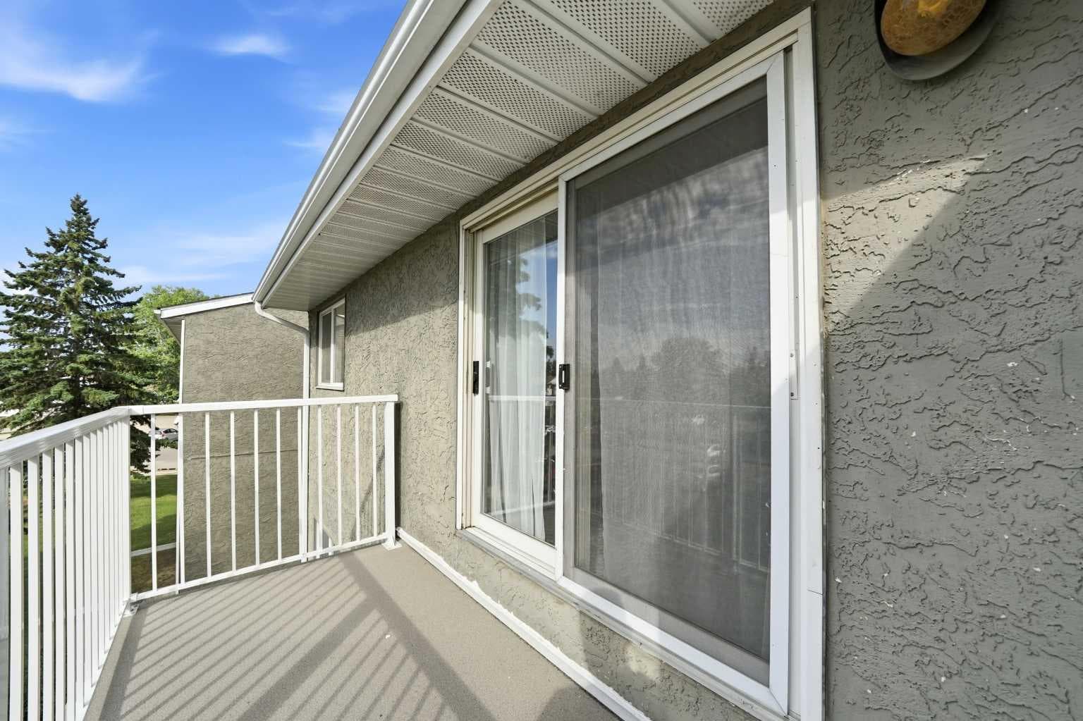 305, 19 Bennett Street — photo 3