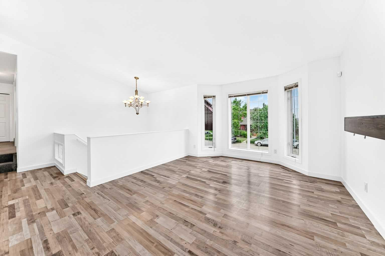 18 Julia Place — photo 5