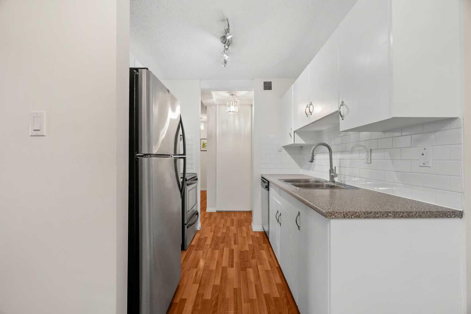 607, 8948 Elbow Drive SW — photo 3