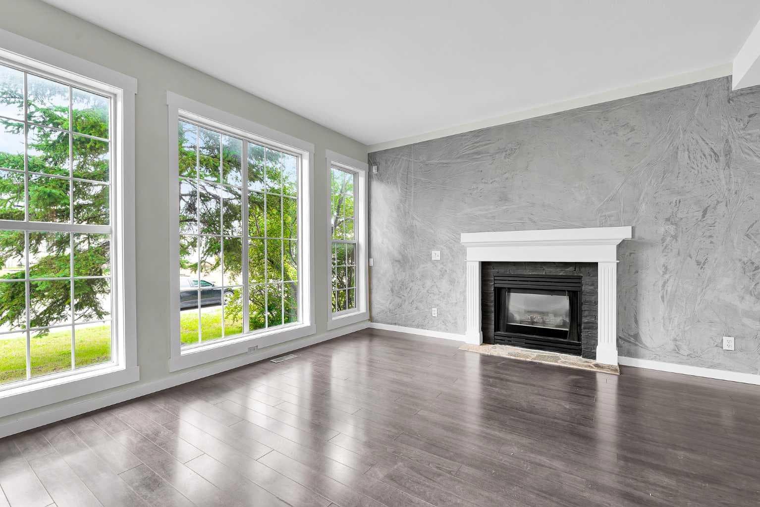 7097 Laguna Way NE — photo 4