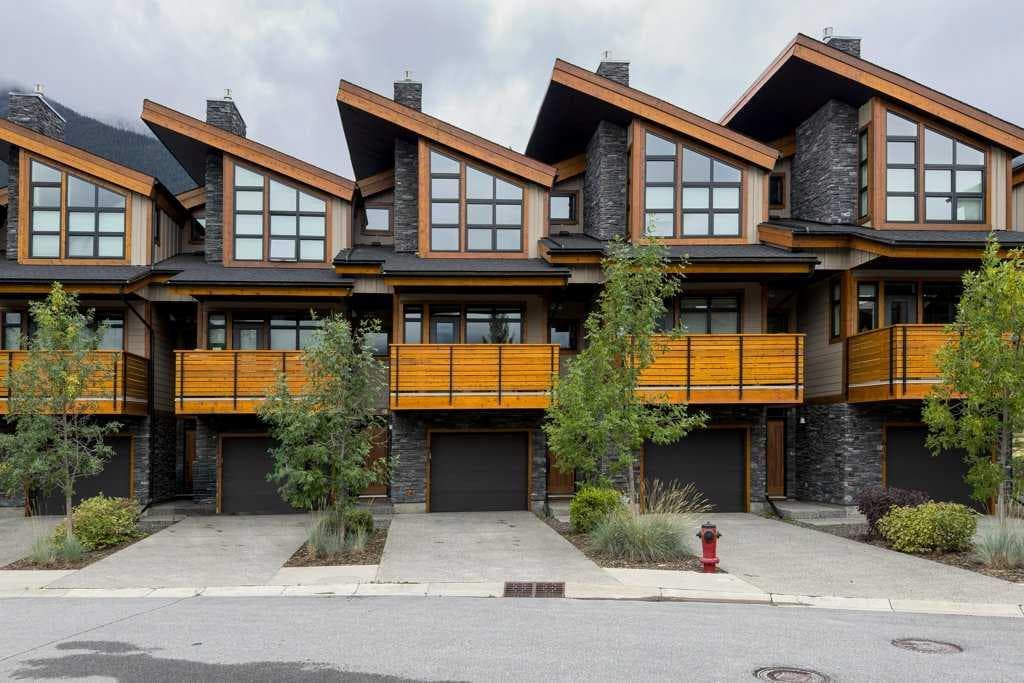 418 Riva Heights — photo 1