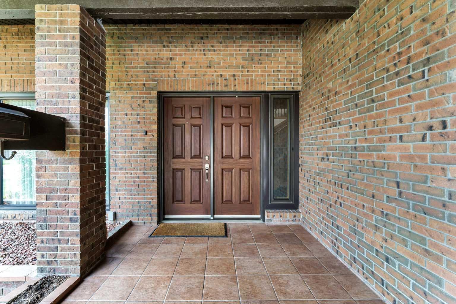 2418 12 Avenue SE — photo 3