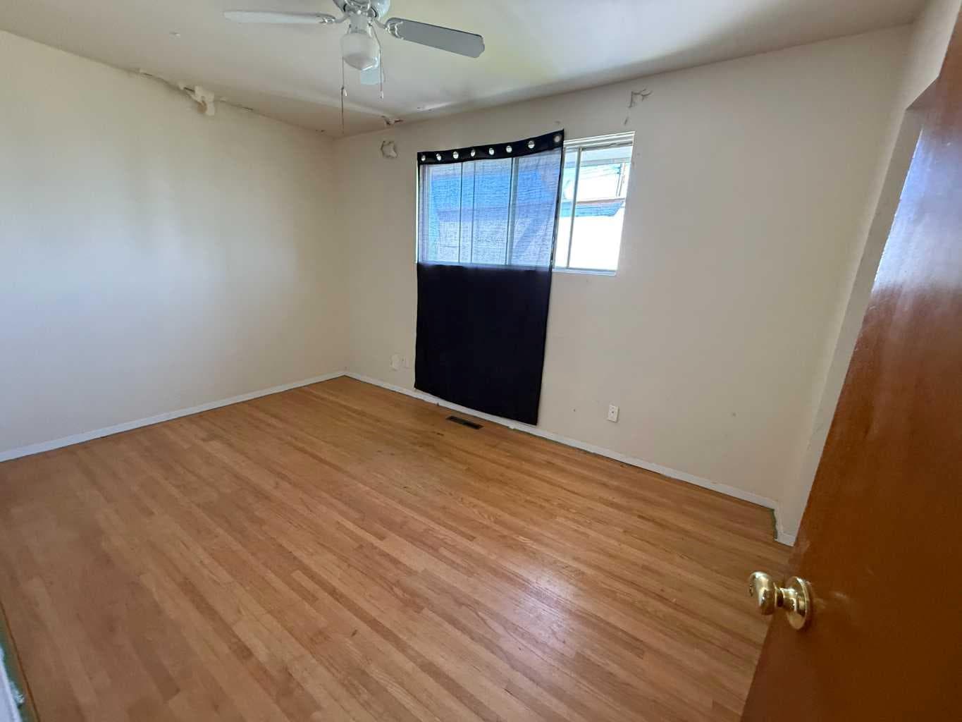 4504 Greenview Drive NE — photo 5