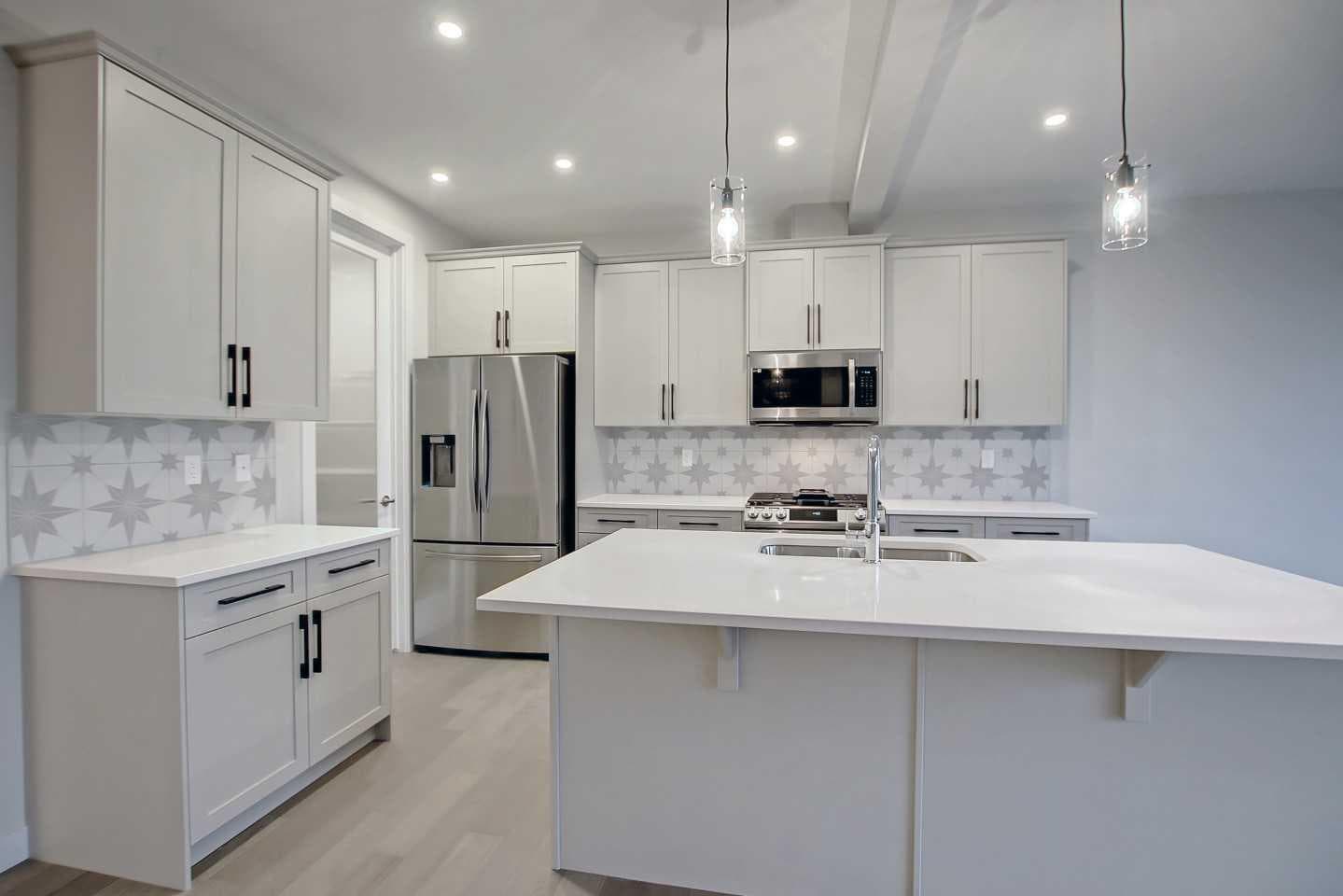 12 Topaz Place — photo 3