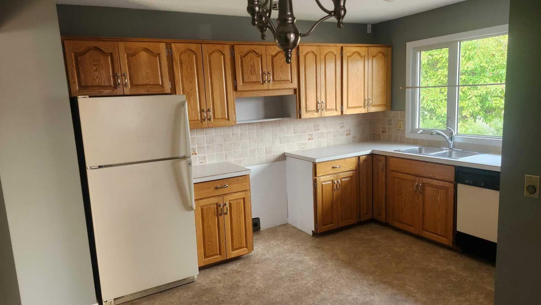 6736 Malvern Road NE — photo 3