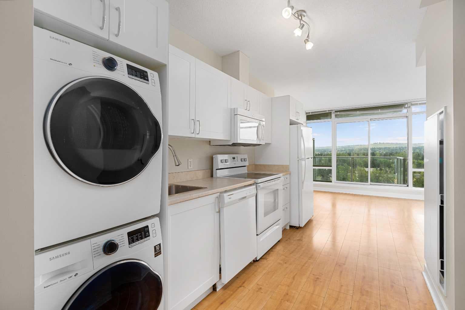 811, 30 Brentwood Common NW — photo 4
