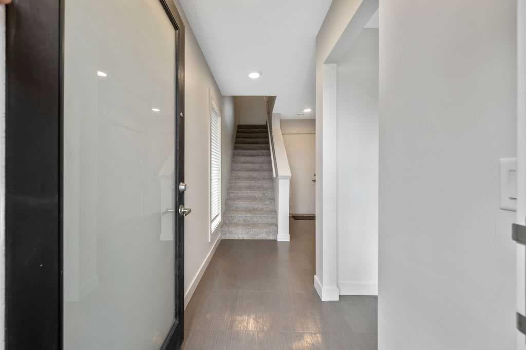 3541 69 Street NW — photo 5