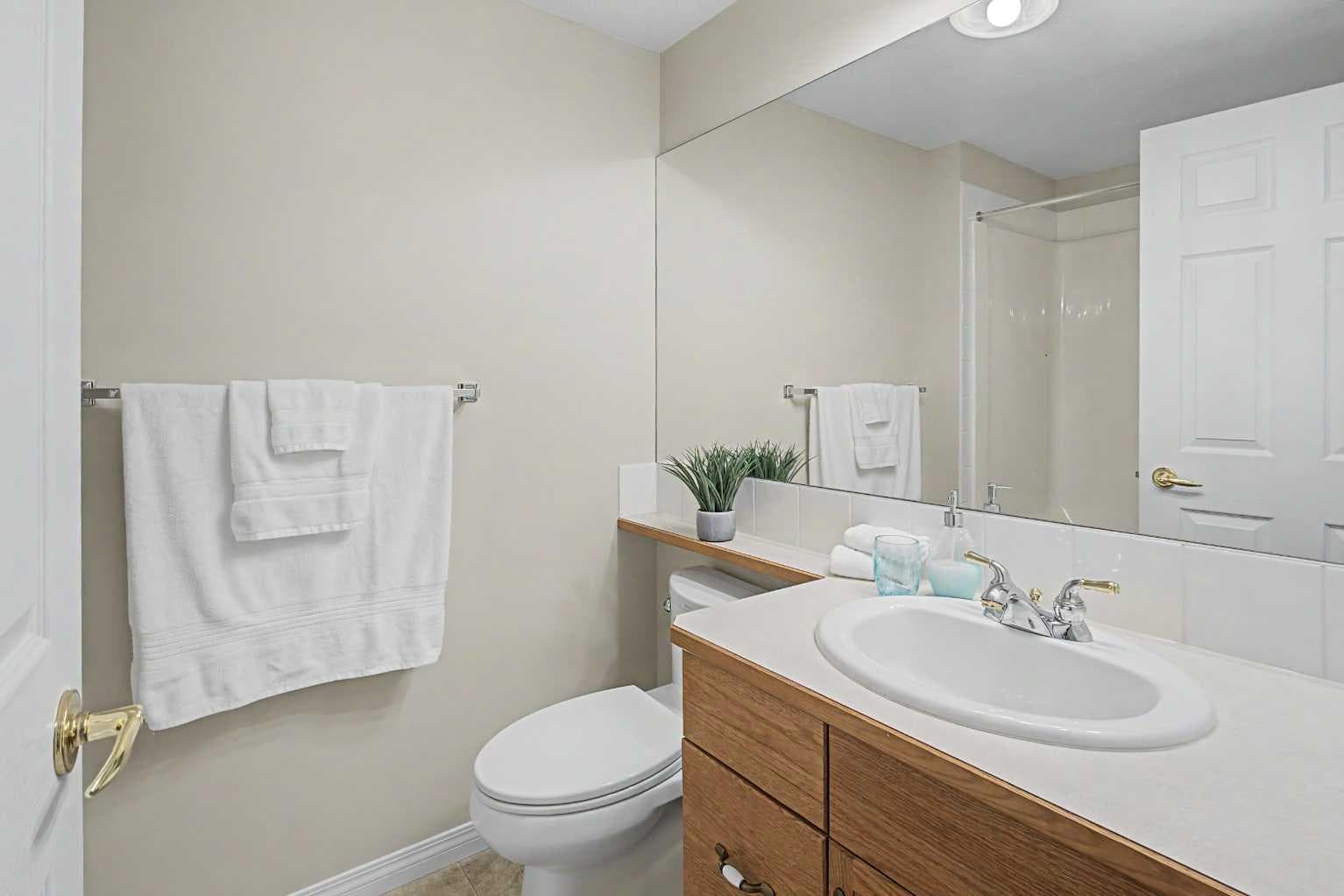 205, 15 Everstone Drive SW — photo 5