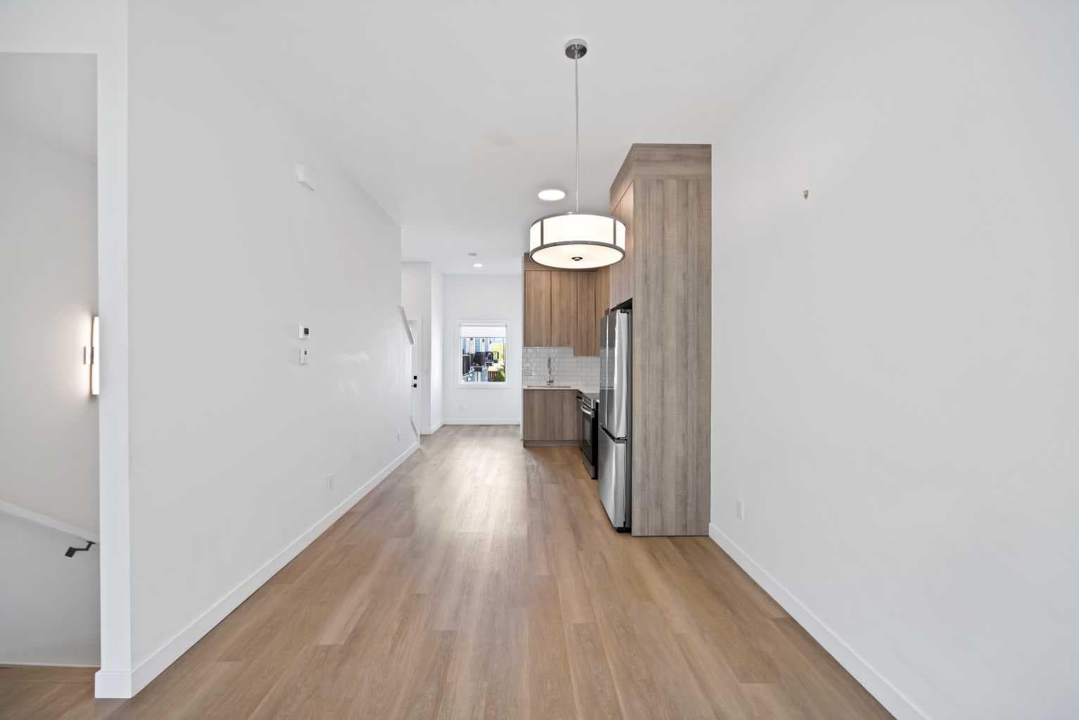 209, 101 Panatella Square NW — photo 5