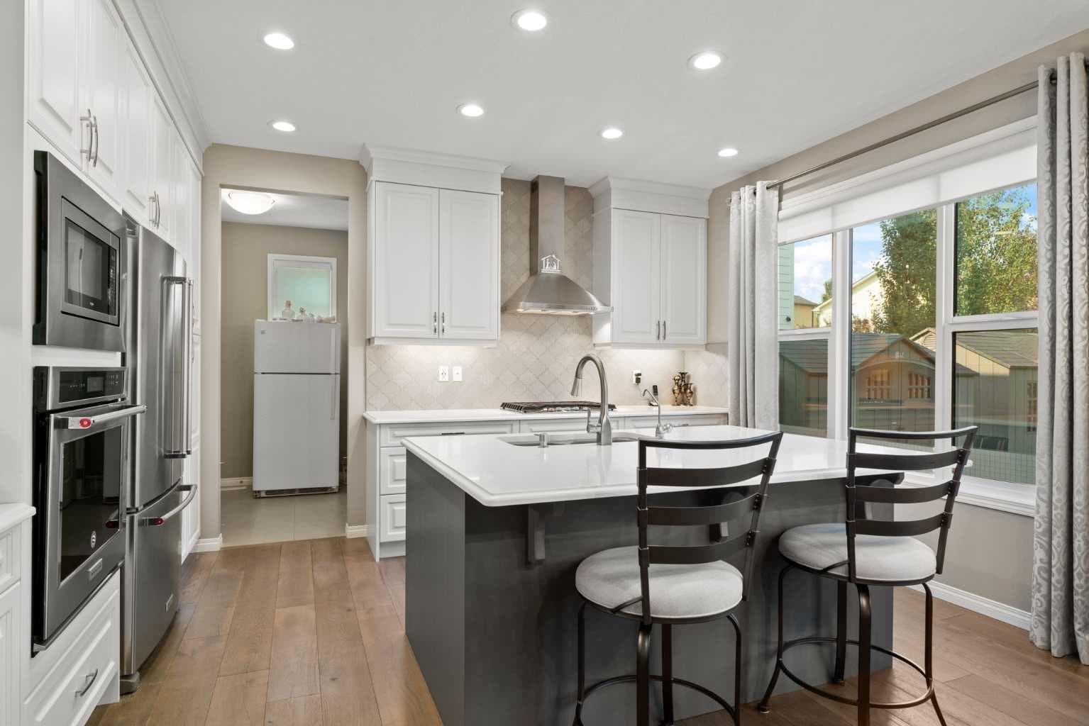 333 Harvest Hills Way NE — photo 2