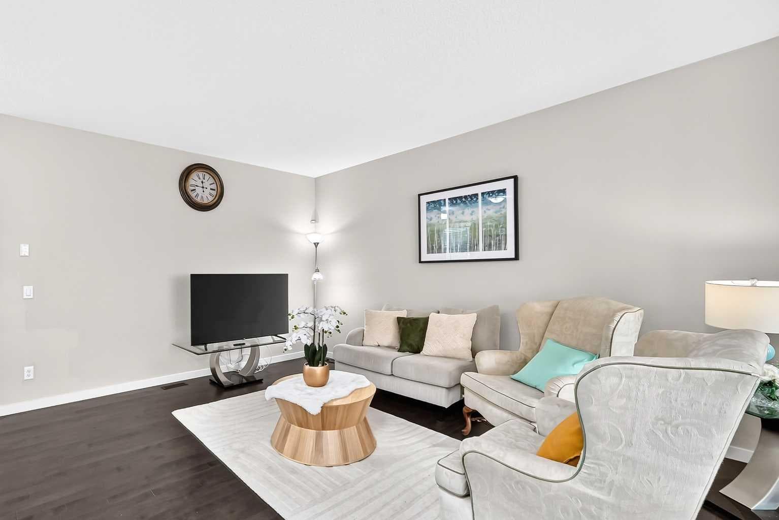 98 Saddlelake Terrace — photo 4
