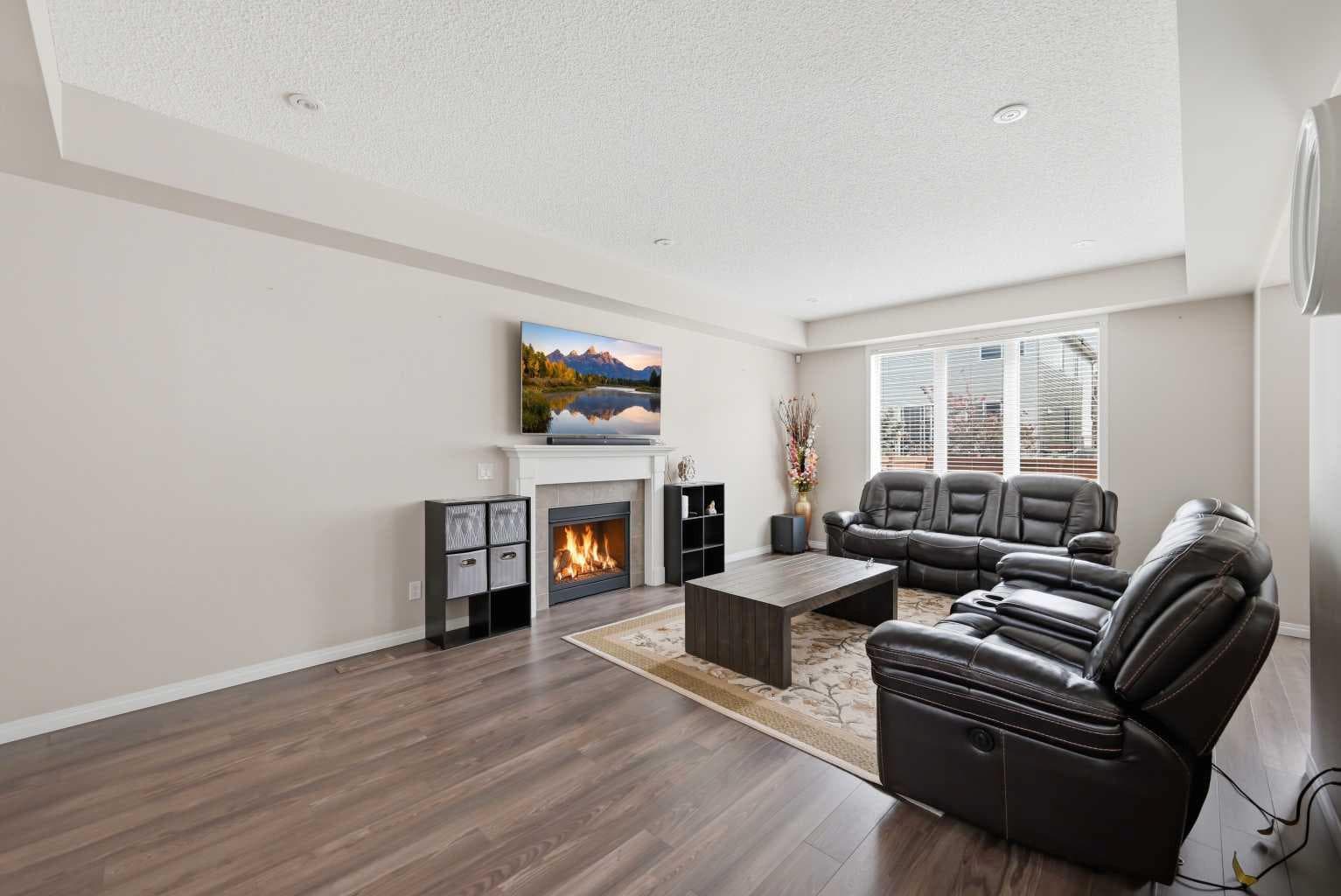 146 Windwood Grove SW — photo 4