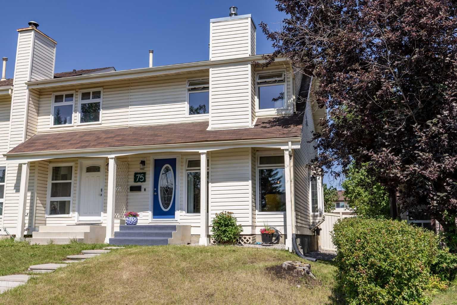 75 Woodhill Court SW — photo 1