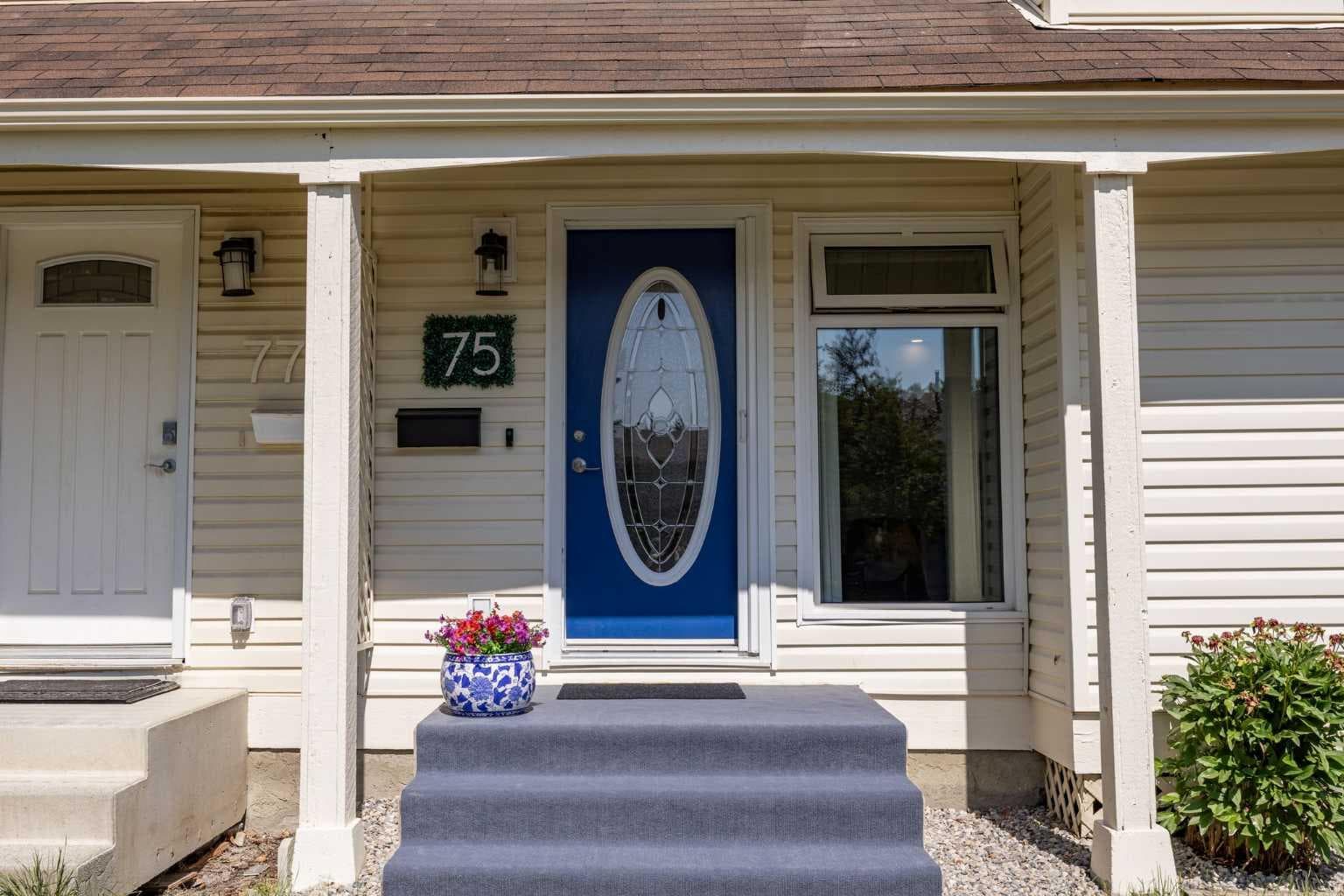 75 Woodhill Court SW — photo 2