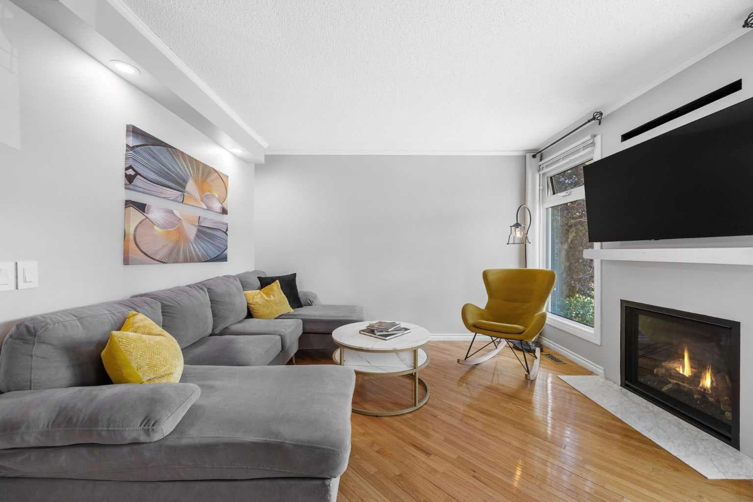 75 Woodhill Court SW — photo 3