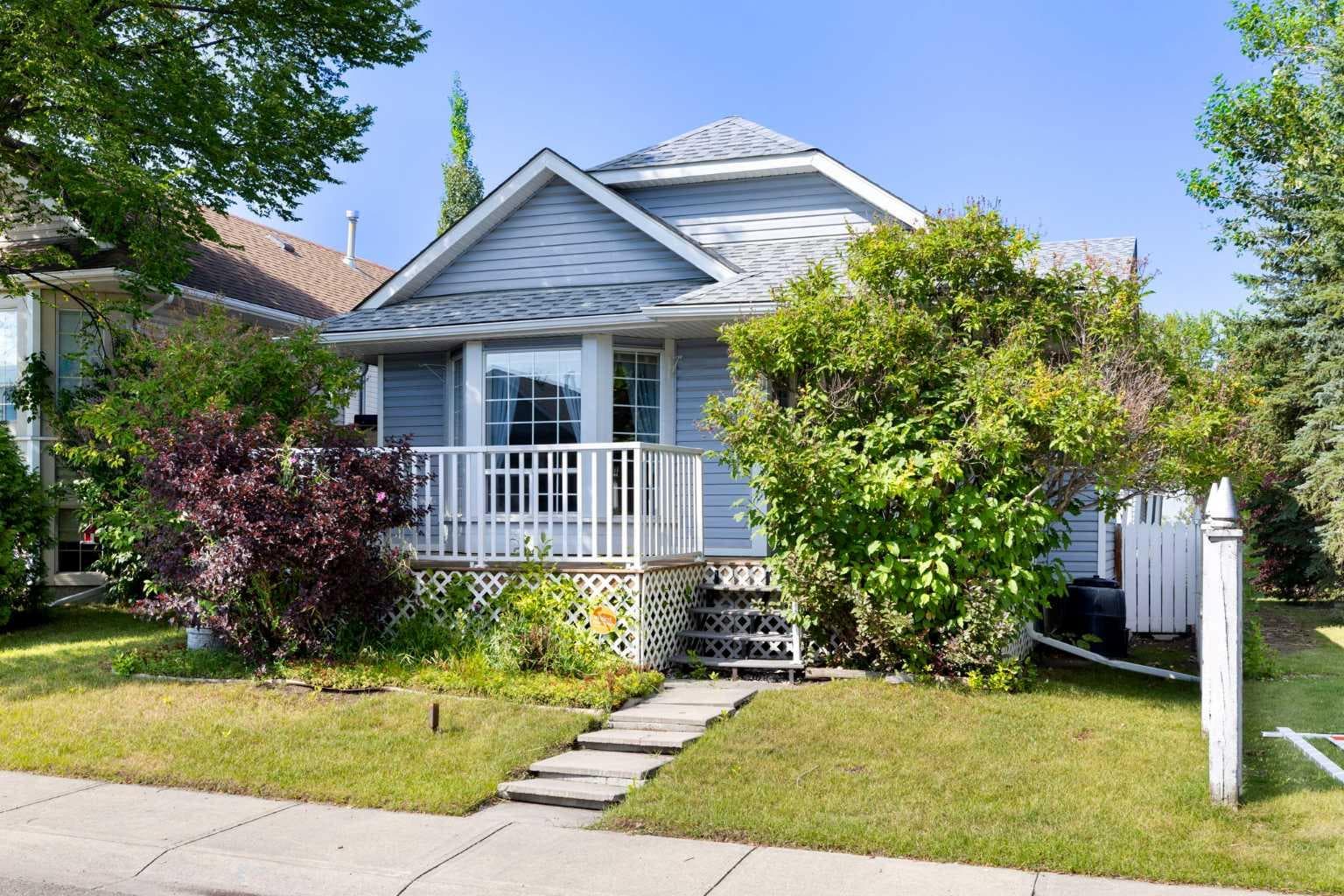 90 Martinridge Crescent NE — photo 2