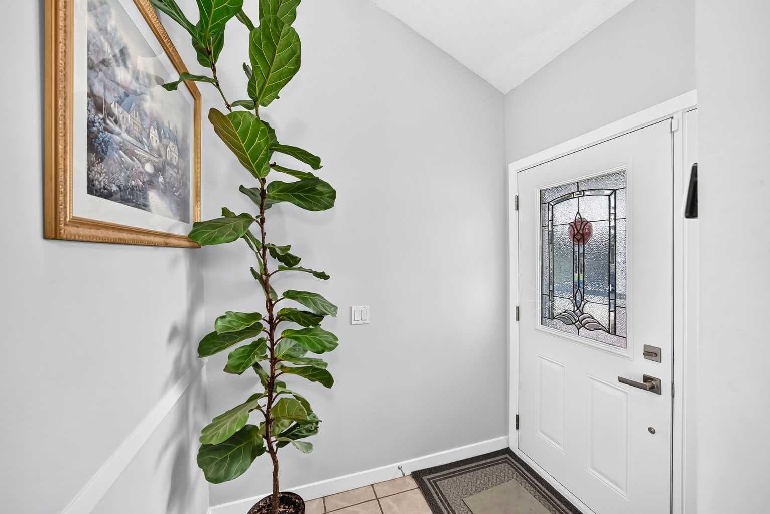 76 aberfoyle Close NE — photo 3