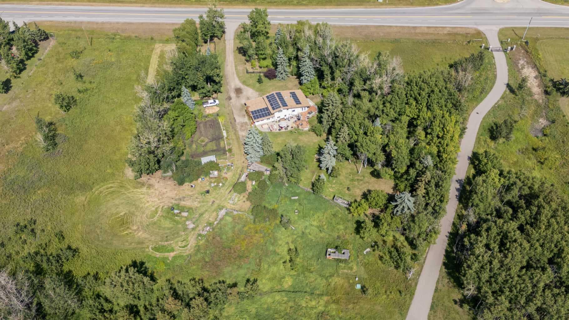 21029 Dunbow Road E — photo 2