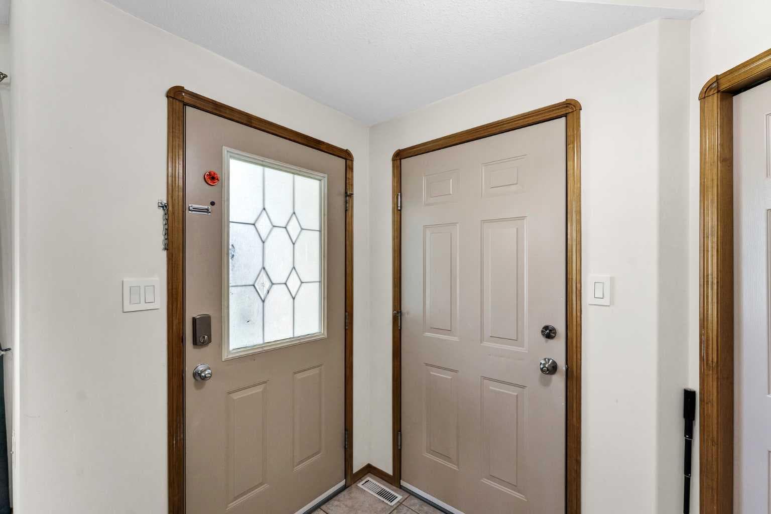 402 Stratton Way SE — photo 5