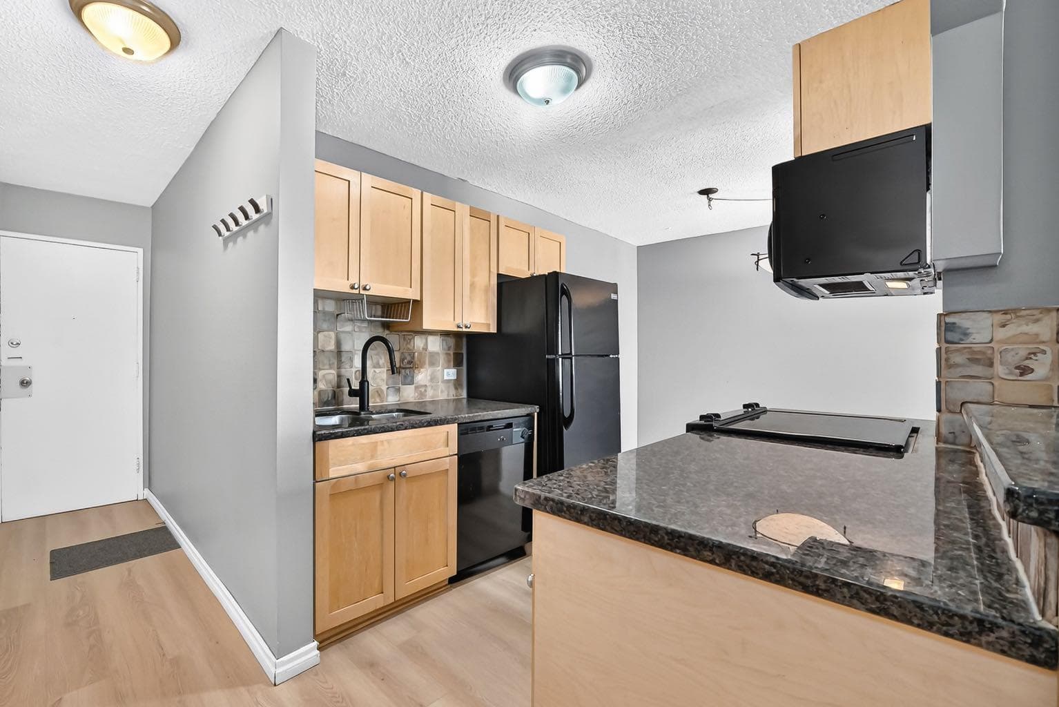 501, 1312 13 Avenue SW — photo 1