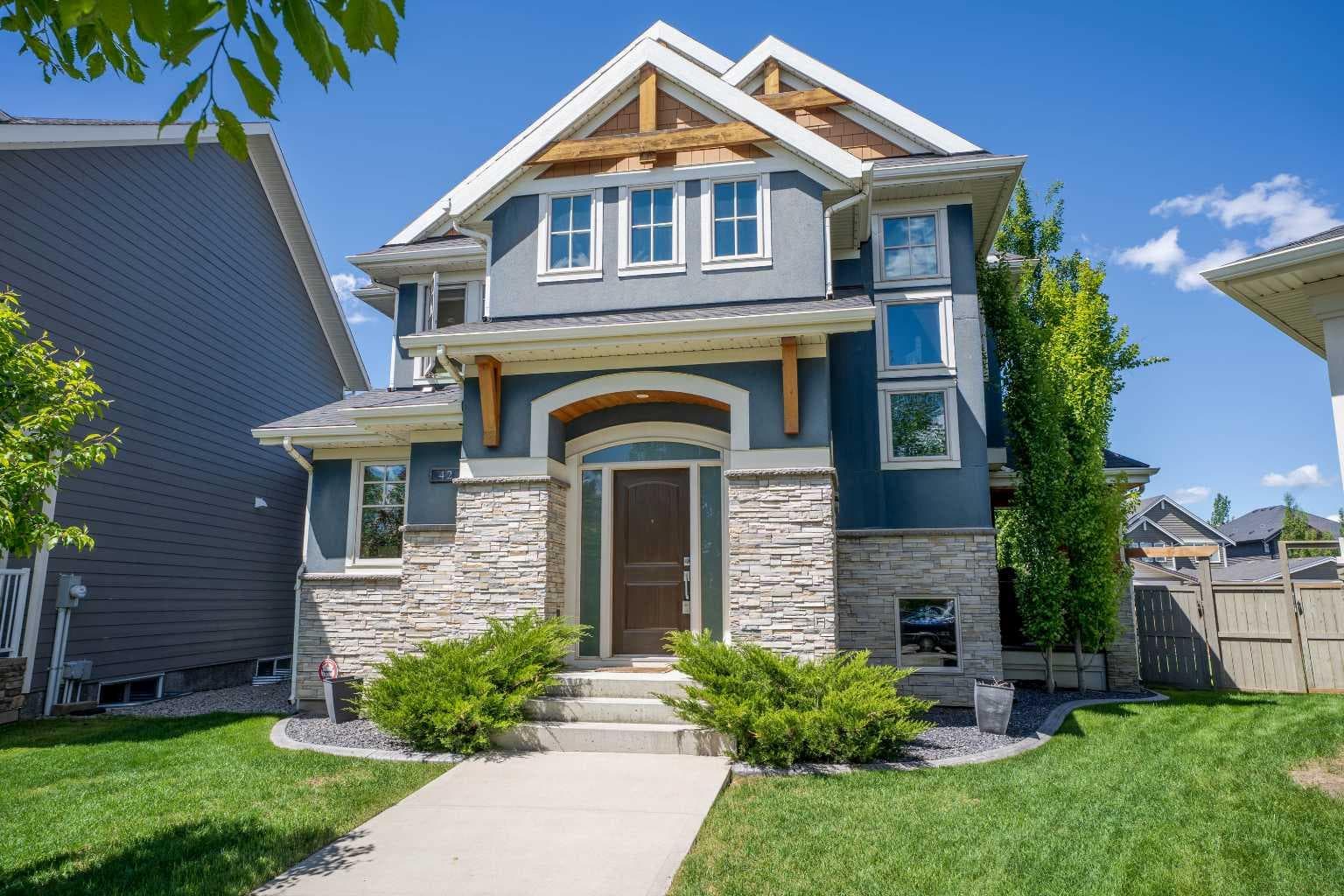 42 Cooperstown Court SW — photo 1