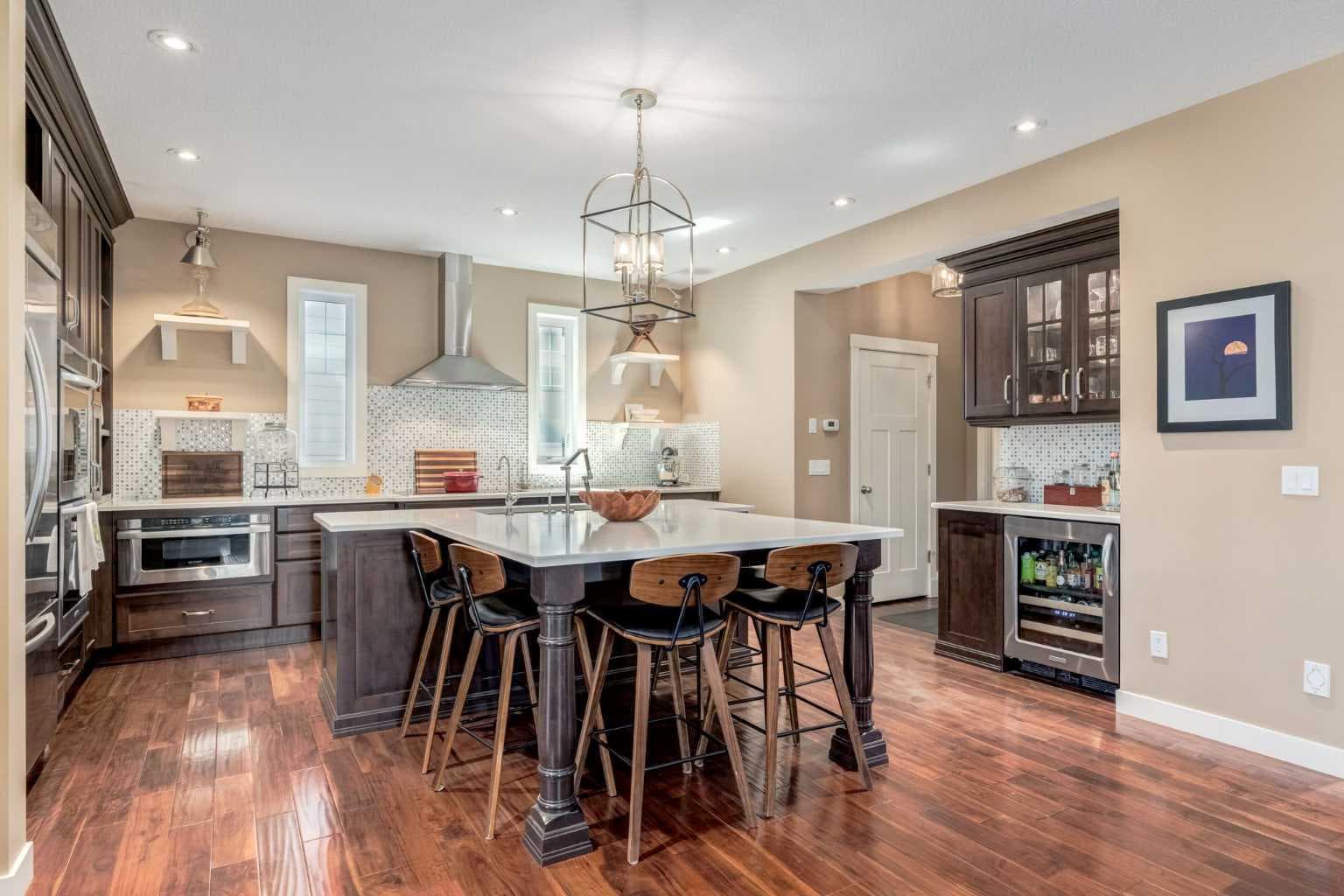42 Cooperstown Court SW — photo 5