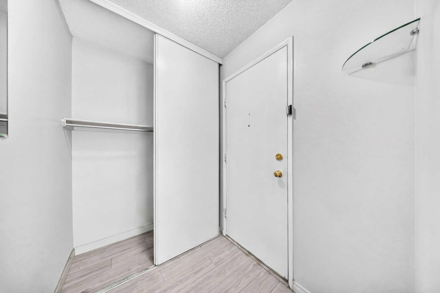 711, 200 Brookpark Drive SW — photo 3