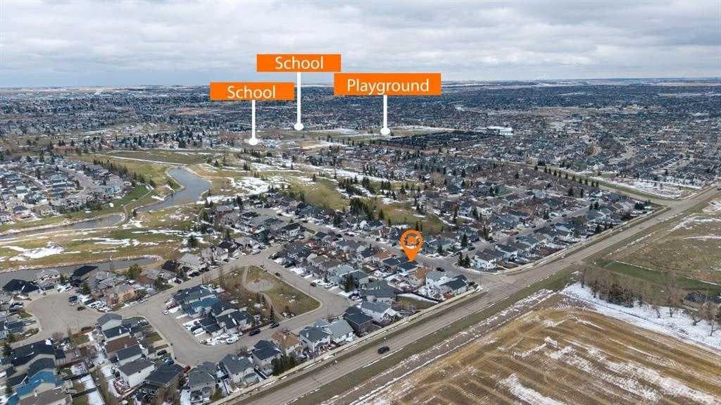 2386 Fairways Circle NW Airdrie, AB T4B2W9 Circle S — photo 5