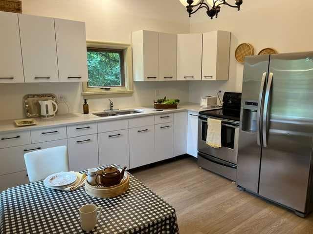5818 51 Avenue — photo 3