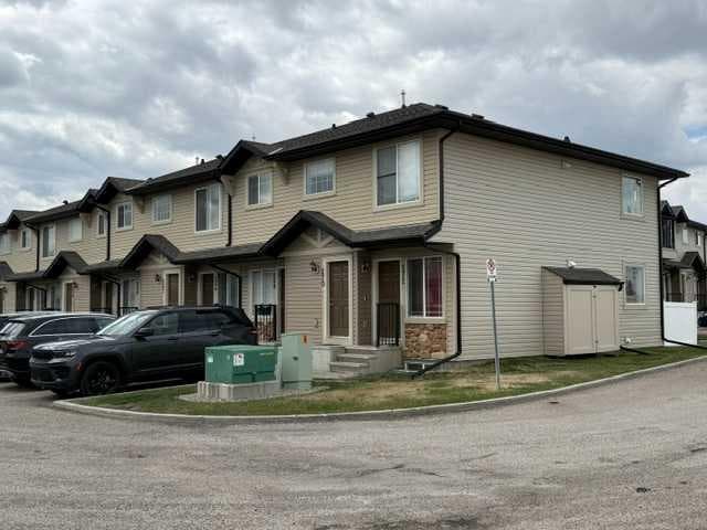 270 Saddlebrook Point NE — photo 2