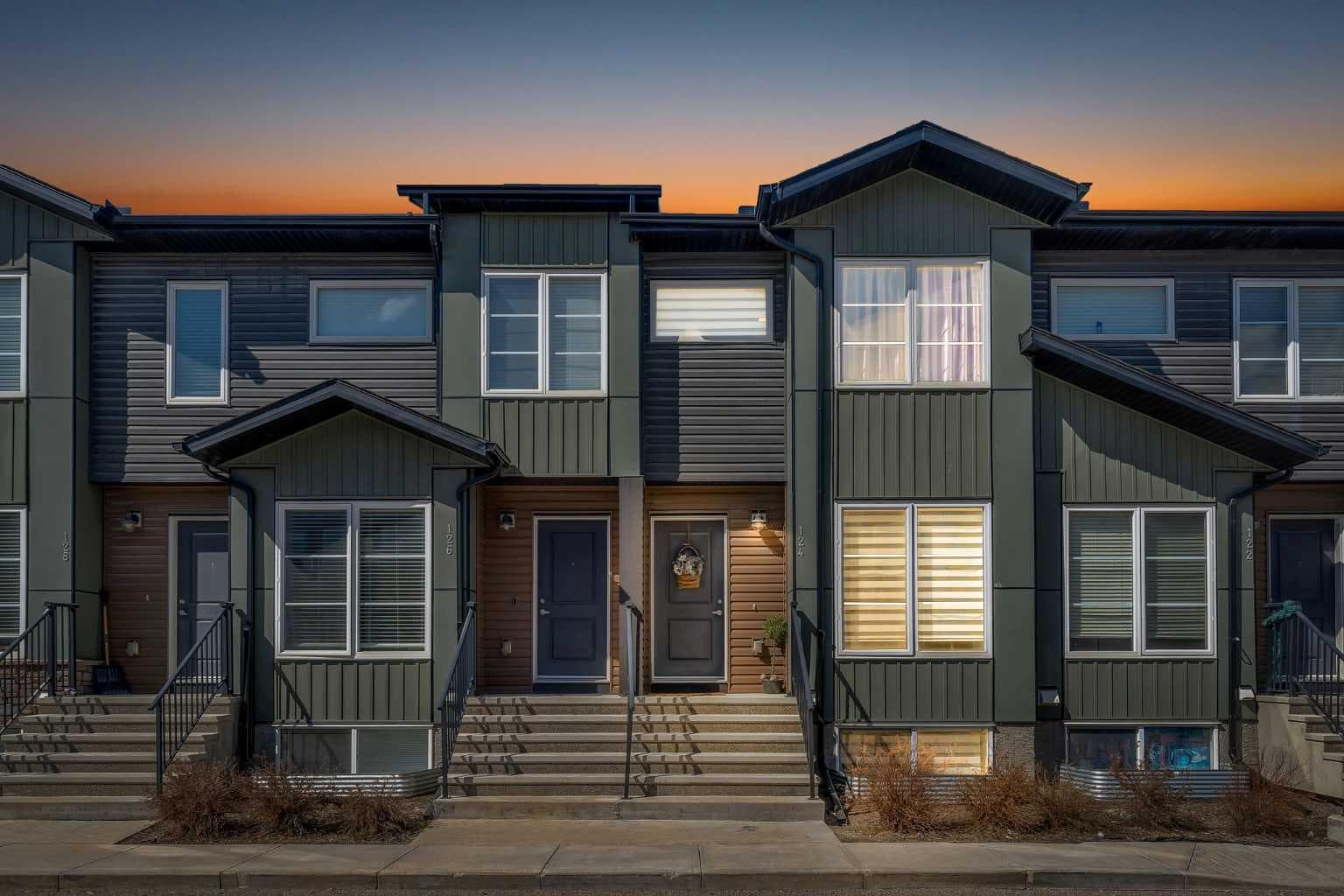 124, 31 Red Embers Parade NE — photo 1