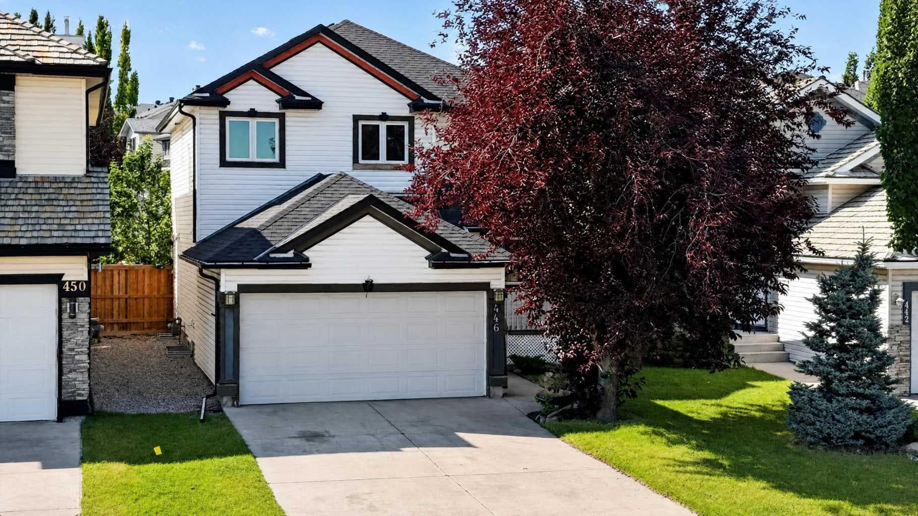 446 Harvest Hills Drive NE — photo 1