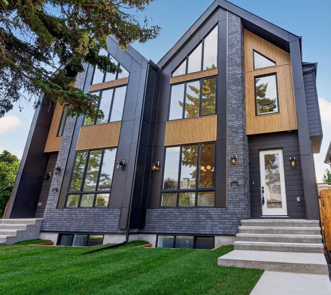 2421 32 Street SW — photo 1