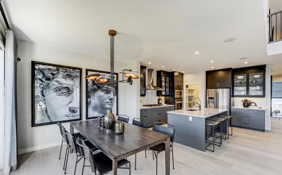 525 Lucas Way NW — photo 4